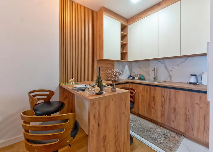 Mount Devetka ズラティボール